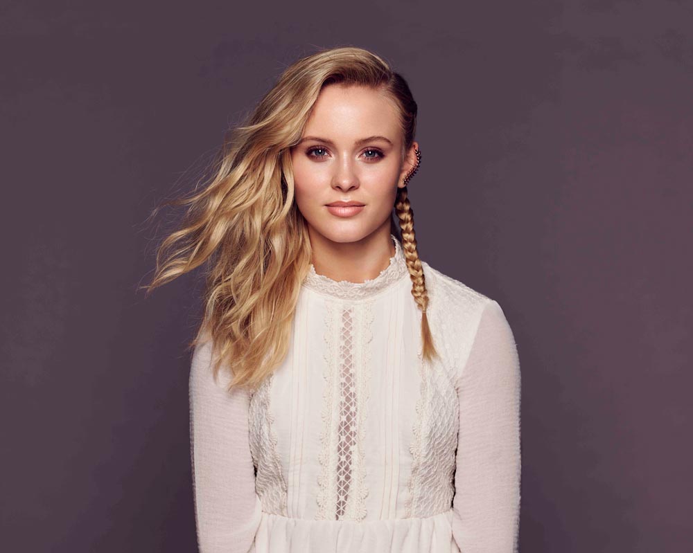 zaralarsson-PLAY　WITH-POP