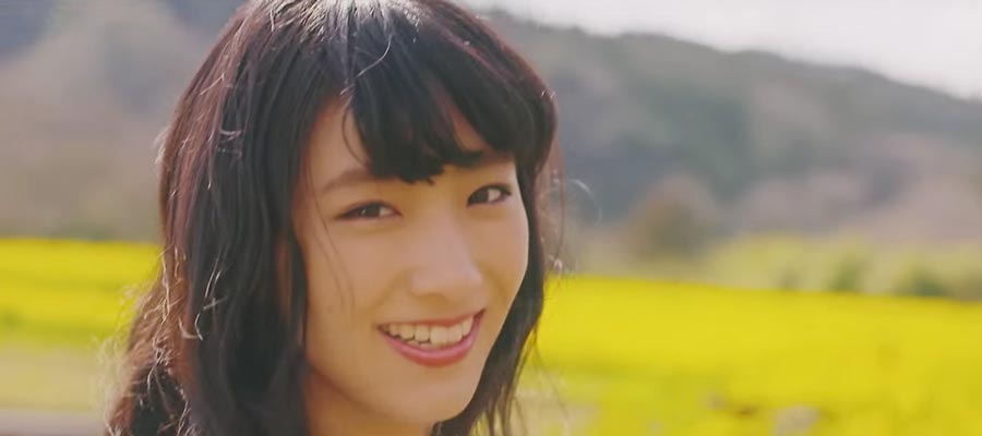 中田クルミ出演！MOTHBALL『SAKURA』MV 菜の花畑