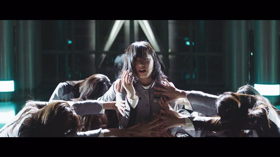 欅坂46『語るなら未来を…』MV