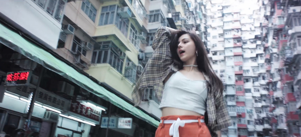 セレイナ・アン、『Love & Sweet 』MV！舞台は香港