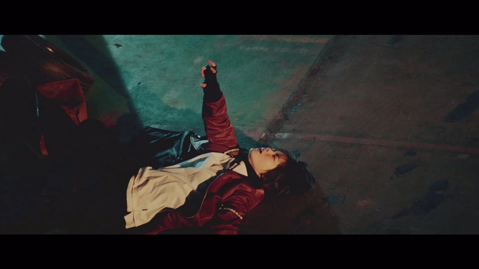 欅坂46、6thシングル「ガラスを割れ！」MV