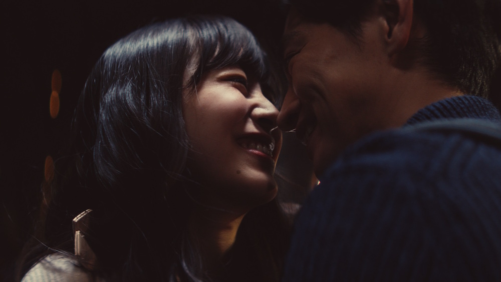 井桁弘恵、細田善彦と“ただ愛してる”の気持ちを幸せのキスで表現！【ゼクシィ】CM