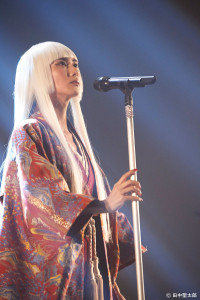 柴咲コウが珠玉の名曲をカバーしたツアー「Live Tour 2015『こううたう』」ファイナルの映像、11/15（日）WOWOWで放送！
