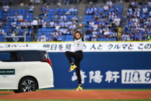片瀬那奈が登板した『TOYOTA☆横浜トヨペットナイターPresented by 横浜トヨペット』始球式2018