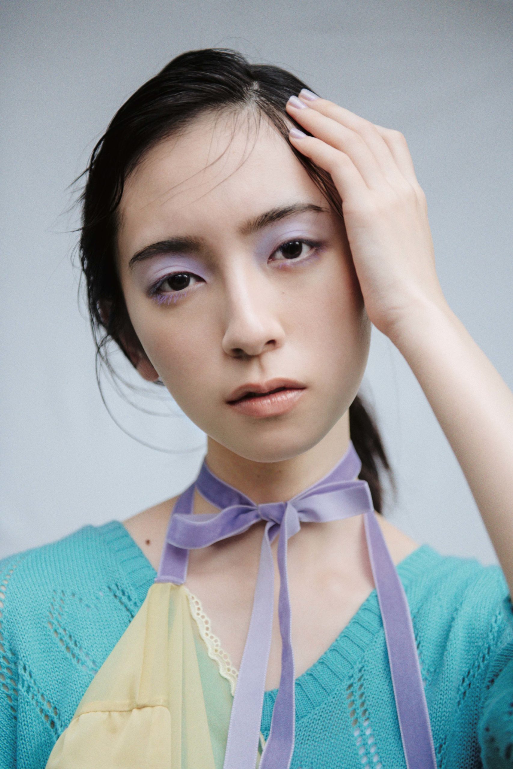 金村美玖（日向坂46）、女性ファッション誌『bis』