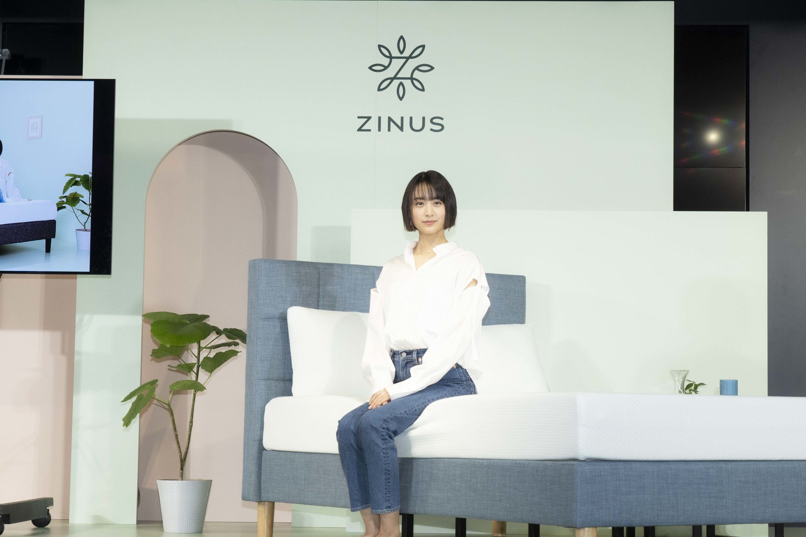 山本美月／世界的な家具ブランド『ZINUS(ジヌス)』日本上陸＆ブランドアンバサダー発表会にて（2020年11月11日）