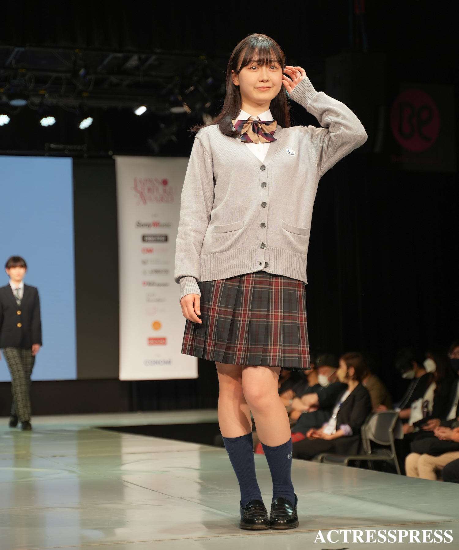 芦野ほなみ／『第9回日本制服アワード』授賞式のファッションショーにて。2022年6月19日。撮影：ACTRESS PRESS編集部