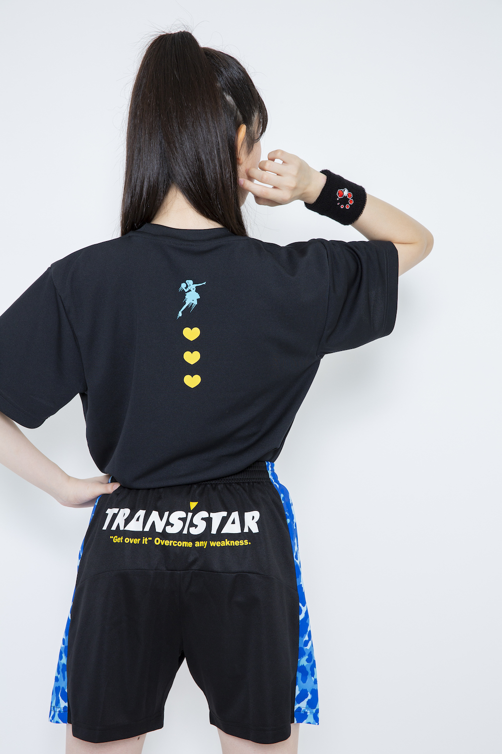 NMB48-坂下真心-ハンドボールブランド-TRANSISTAR-コラボウエア