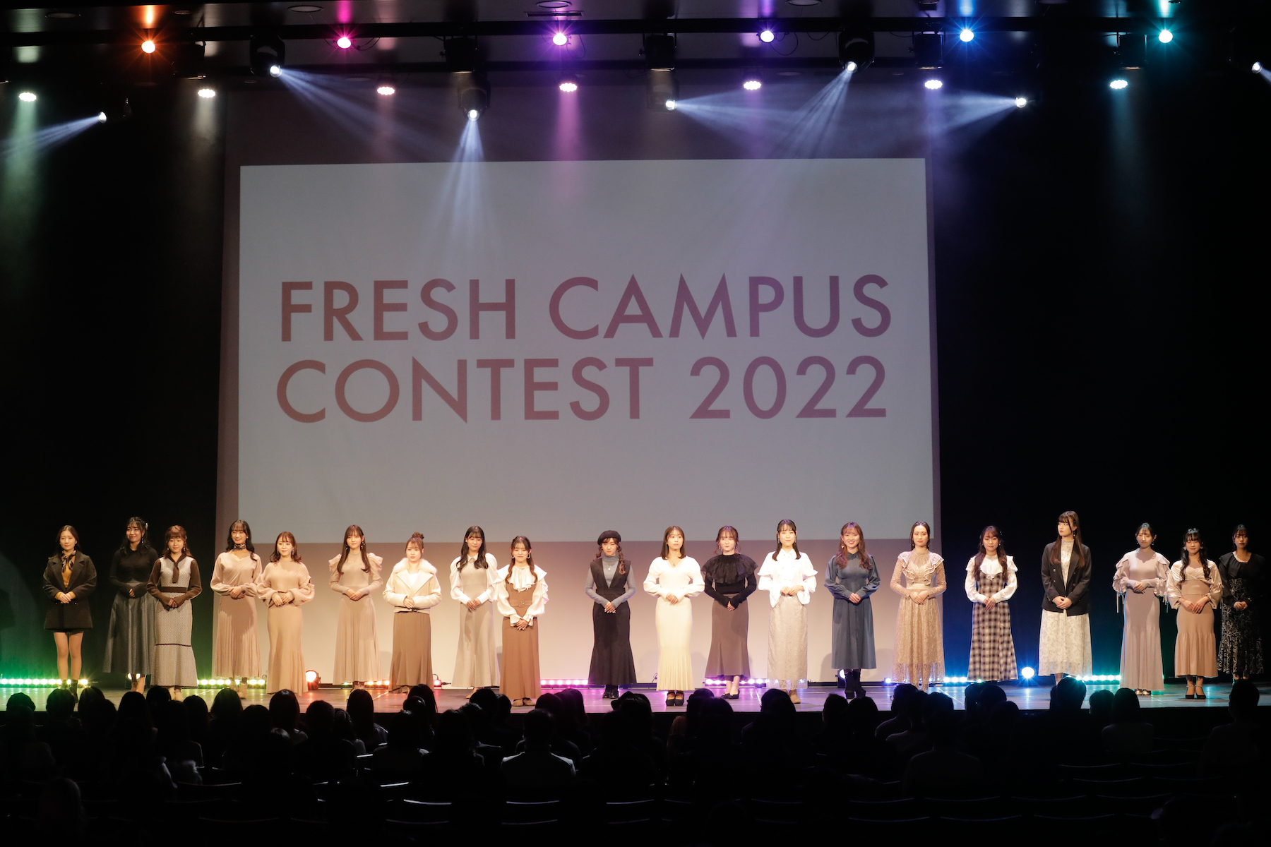 『FRESH CAMPUS CONTEST 2022（フレッシュキャンパスコンテスト 通称：フレキャン）』の表彰式が2022年11月27日、渋谷ヒカリエホールにて行われた。