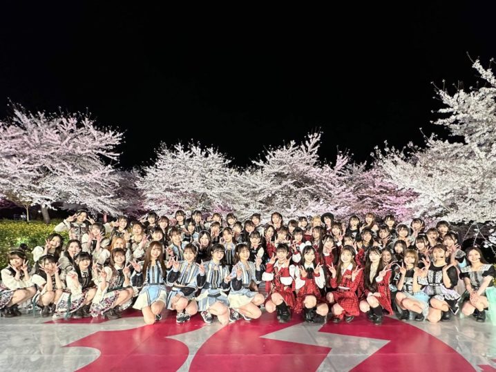 AKB48グループが桜満開の赤城南面千本桜に集結