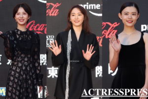 浜辺美波、新垣結衣、杉咲花が魅せる、三者三様のブラックコーデ＜第36回東京国際映画祭①＞