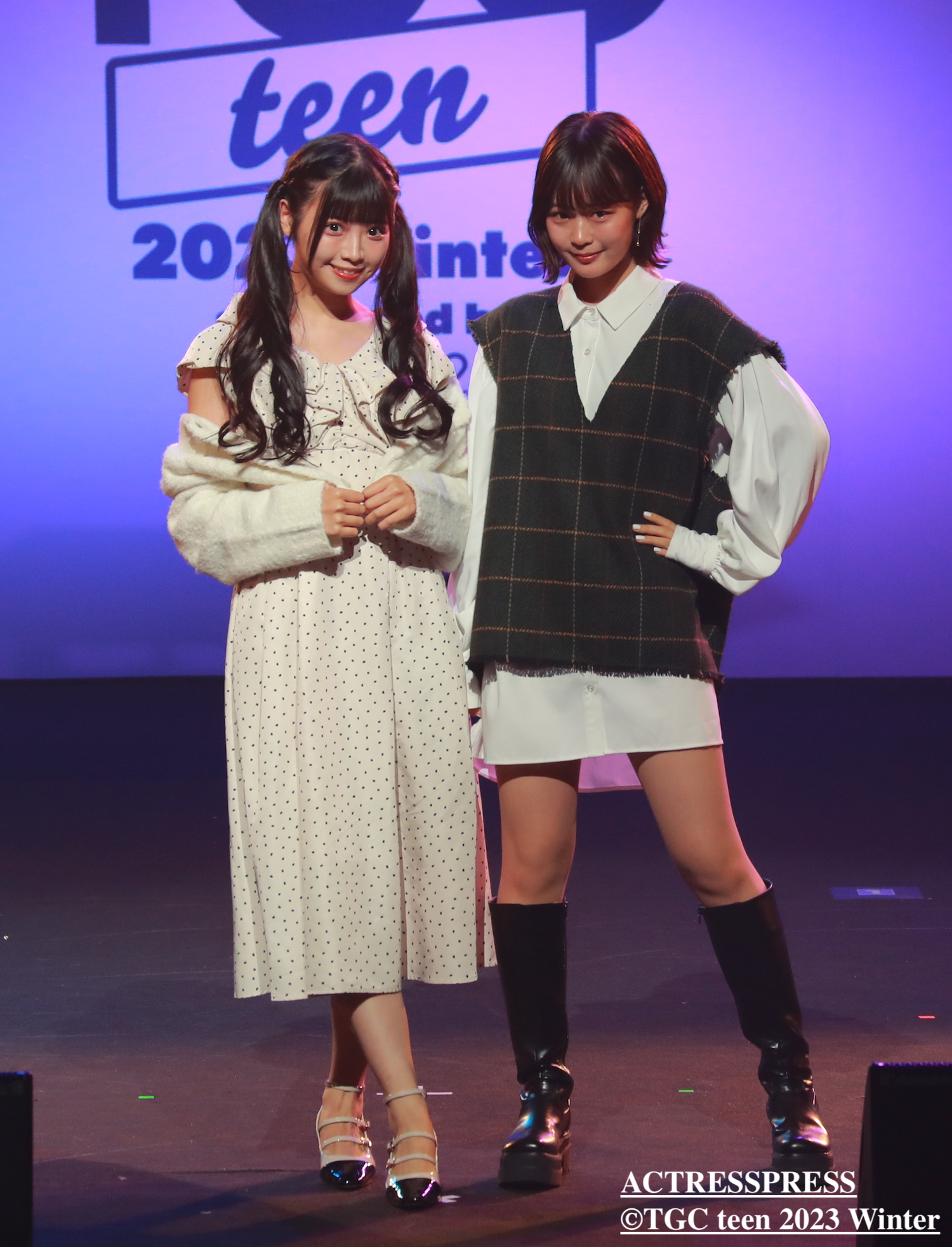 山中ありさ＆上杉真央／2023年11月12日、東京渋谷のLINE CUBE SHIBUYAにて開催された「TGC teen 2023 Winter supported by SIW2023」「オールナイトフジコ」ステージにて。