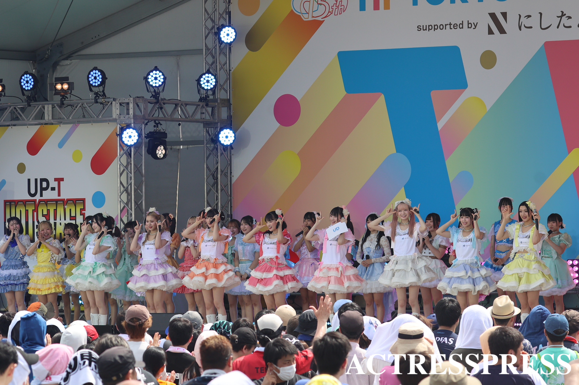 ＜TIF2025×UNIDOLステージ＞いぎなり東北産が総勢70名を超える女子大生とパフォーマンス！2025年8月.ACTRESS PRESS