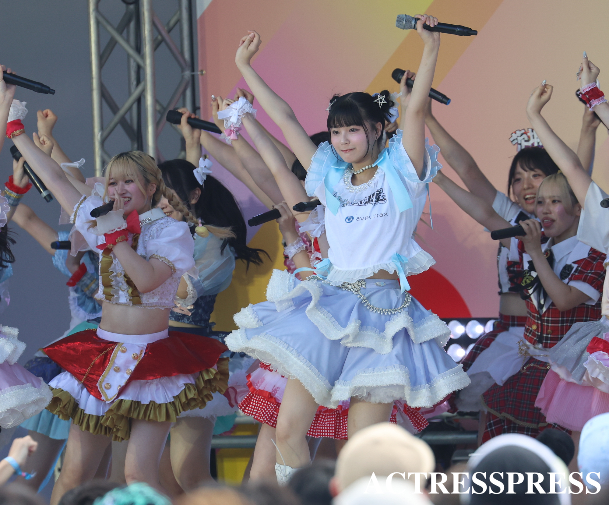 ＜TIF2025×UNIDOLステージ＞いぎなり東北産が総勢70名を超える女子大生とパフォーマンス！2025年8月.ACTRESS PRESS