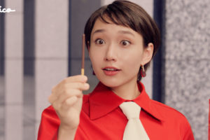 白本彩奈、ポッキーCM
