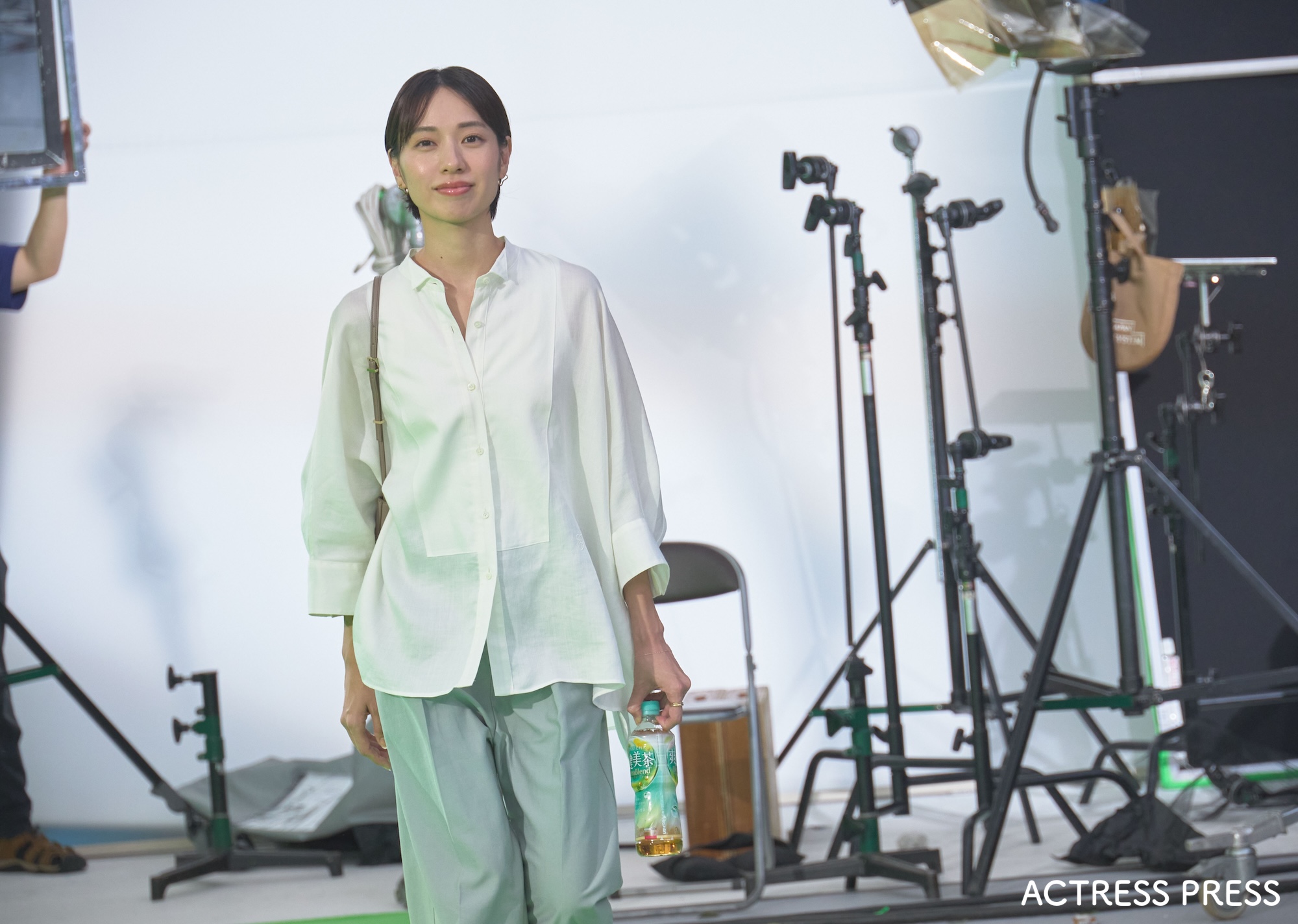 戸田恵梨香「爽健美茶」