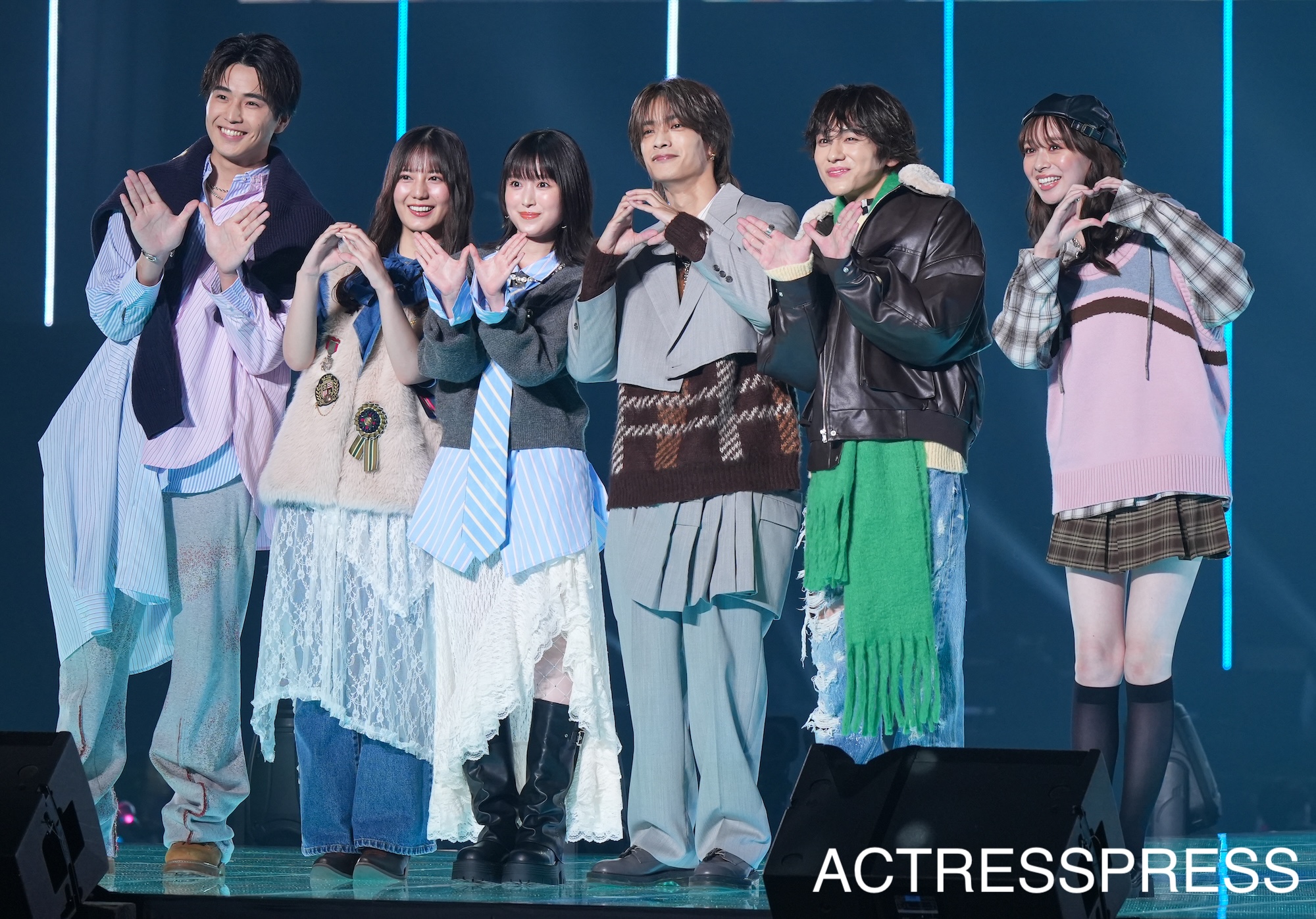 左から）中沢元紀、小坂菜緒、福本莉子、高橋恭平、山下幸輝、田鍋梨々花/2025年9月6日、さいたまスーパーアリーナにて開催のマイナビ TGC 2025 A/W(C)撮影；SHUN（ACTRESS PRESS編集部)