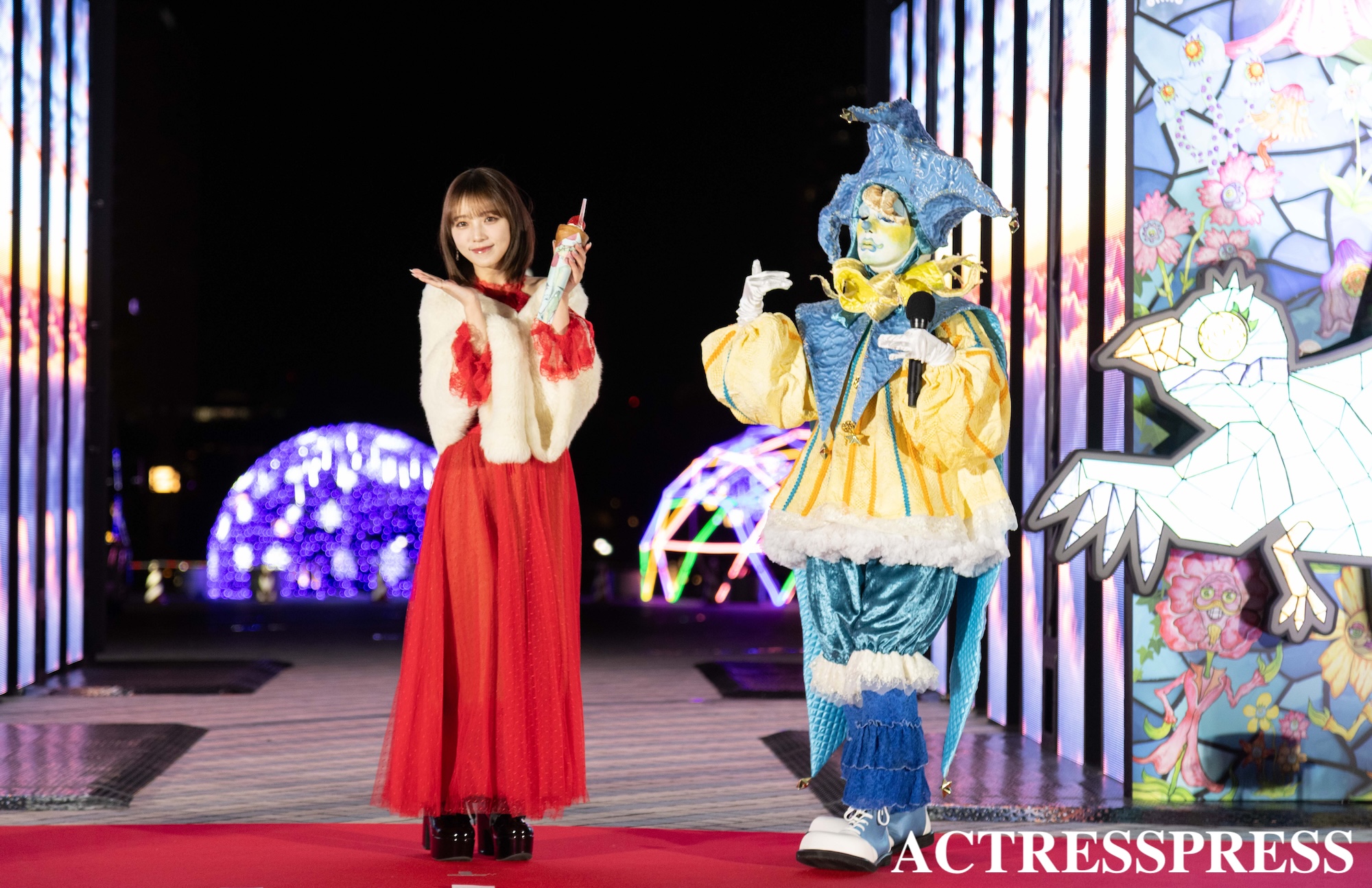 <img class="alignnone size-full wp-image-122060" src="https://actresspress.com/wp-content/uploads/2025/12/yuuki_yoda-odaiba20251204-4.jpg" alt="元乃木坂46・与田祐希、真紅のドレスでお台場を照らす ——体験型イルミネーション「LIGHT WALK ODAIBA」点灯式に登場" width="2000" height="1360" />