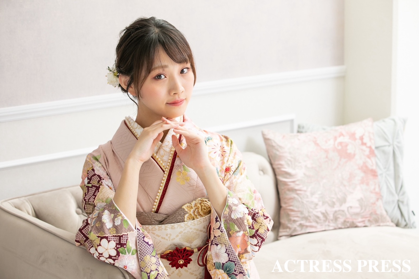 宮脇眞子（東京藝術大学）振袖