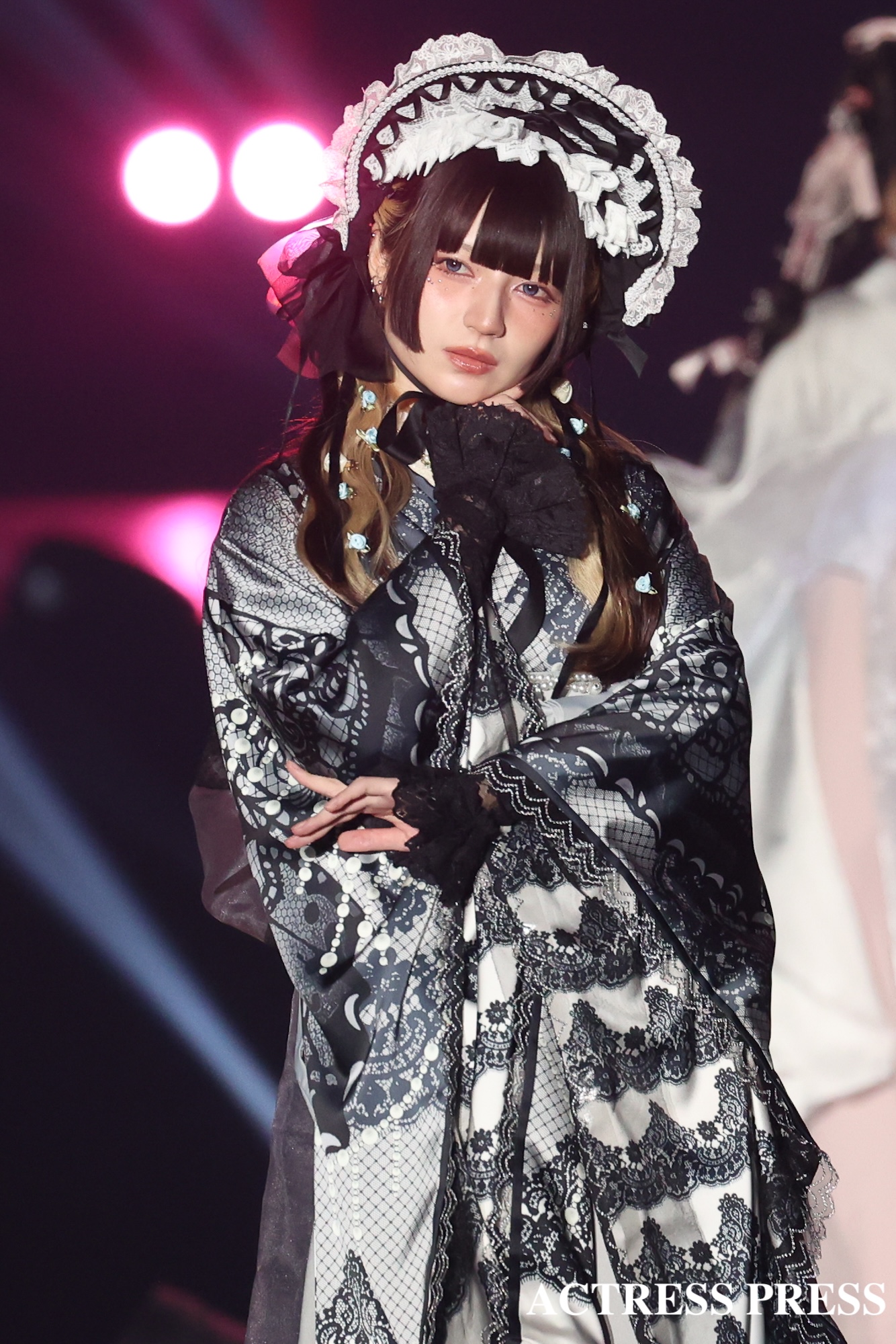 環やね(きゅるりんってしてみて)