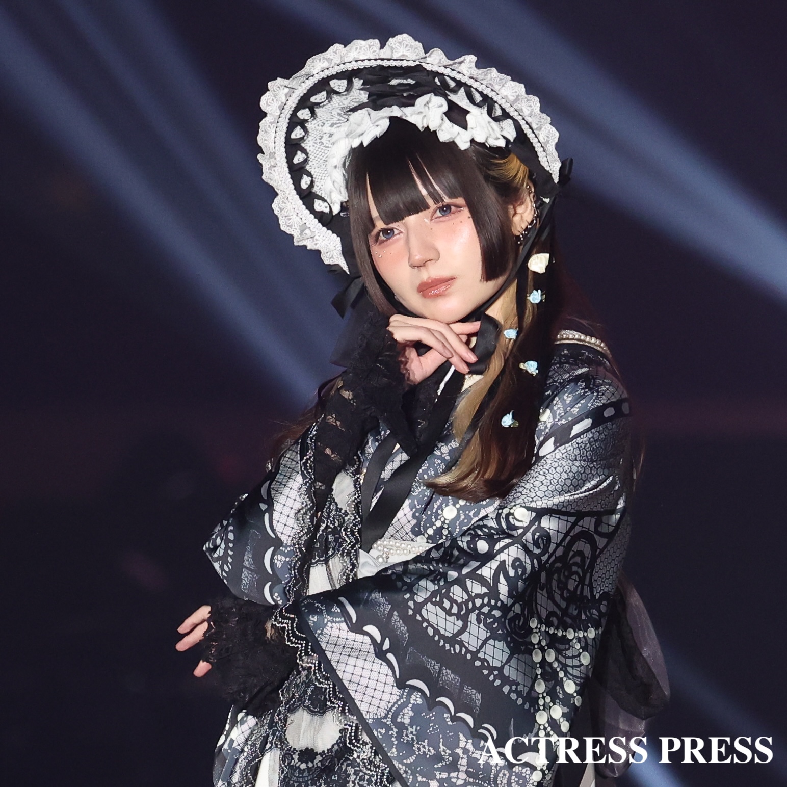 環やね(きゅるりんってしてみて)